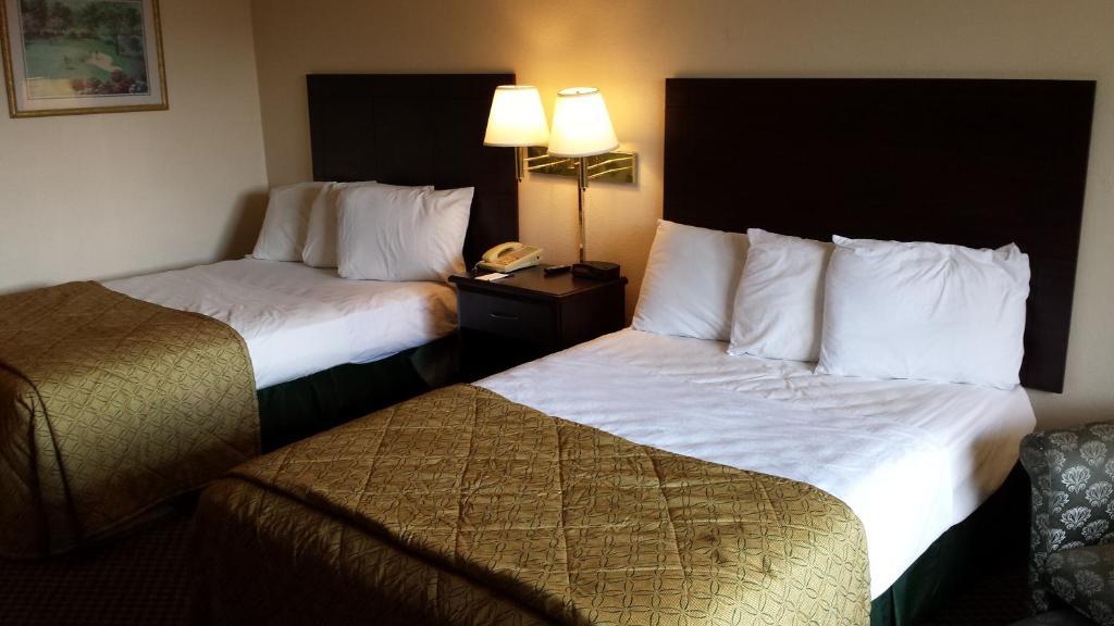 Quality Inn Tampa Lake Magdalene Zimmer foto